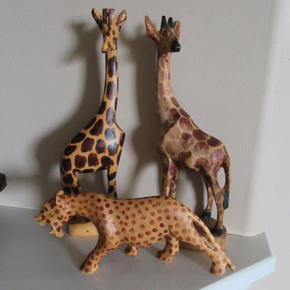 3 Wooden Ornament Animals [2] Giraffe & Leopard